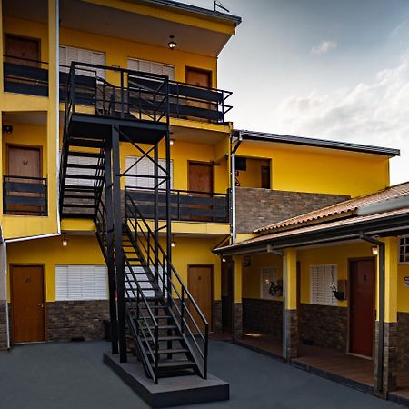 Hotel Nixon Proximo, Rodoviaria, Prefeitura E A Matriz Central Itaí Esterno foto