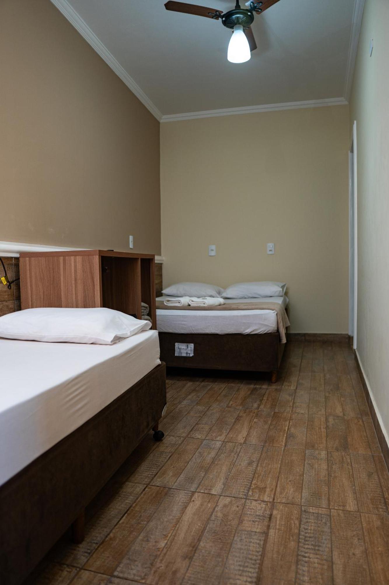 Hotel Nixon Proximo, Rodoviaria, Prefeitura E A Matriz Central Itaí Esterno foto